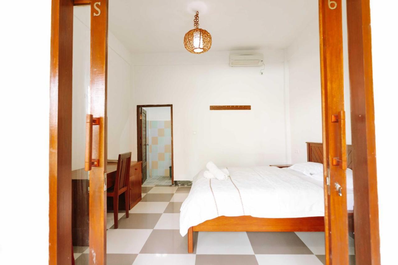 Dream Cowork Hotel Kuta  Exterior foto