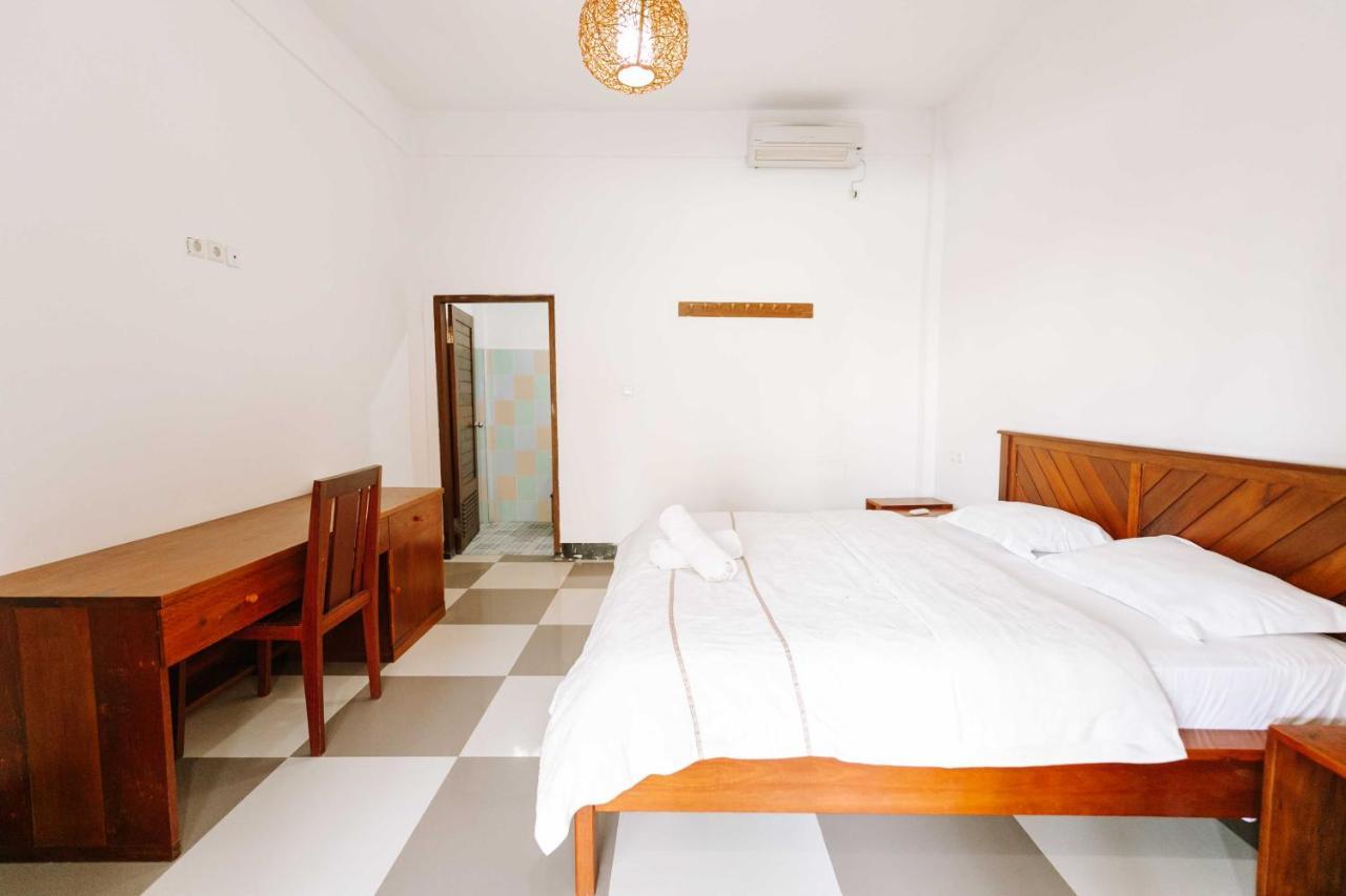Dream Cowork Hotel Kuta  Exterior foto