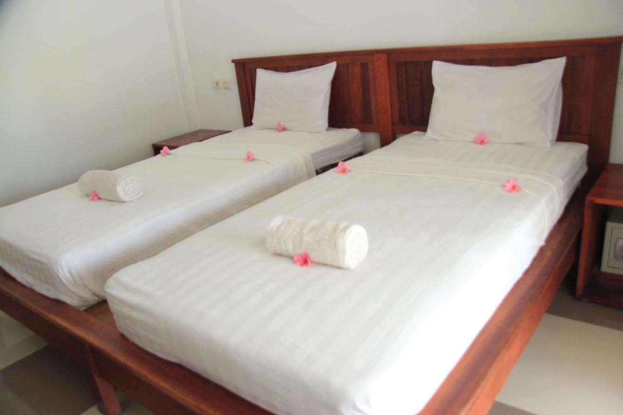 Dream Cowork Hotel Kuta  Exterior foto