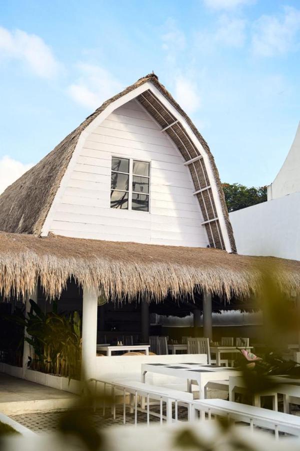 Dream Cowork Hotel Kuta  Exterior foto